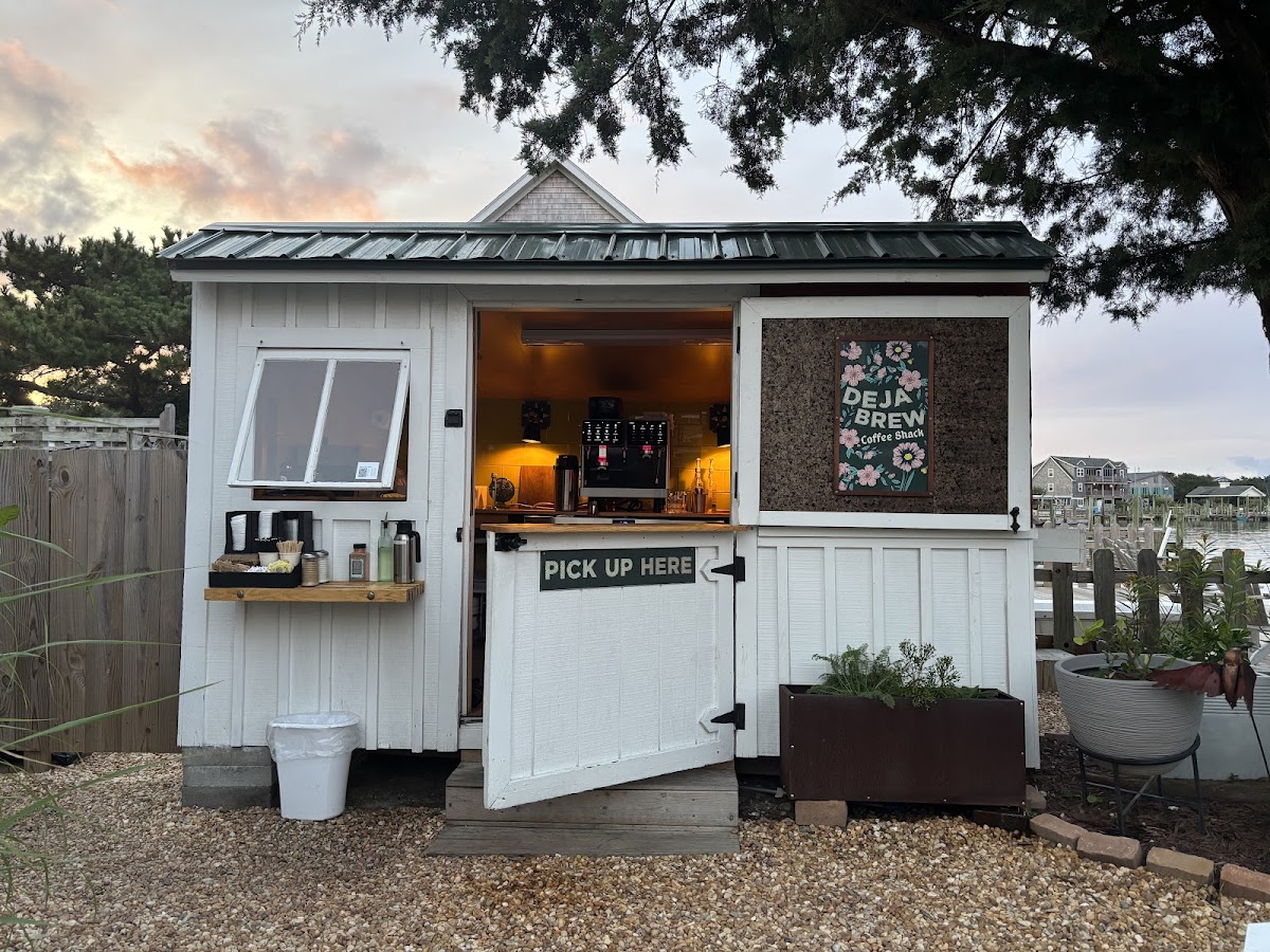 Deja Brew Coffee Shack Photos 2